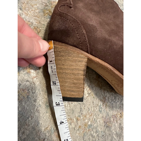Women’s Johnston and Murphy Ankle Suede Leather Brown Booties Size 7 M - Picture 6 of 6